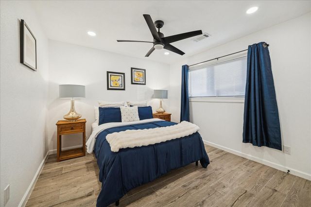 9639 Weatherwood Drive, Houston, TX 77080