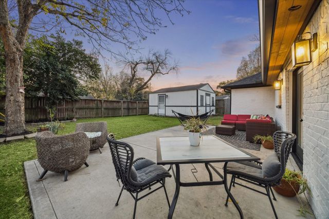 9639 Weatherwood Drive, Houston, TX 77080