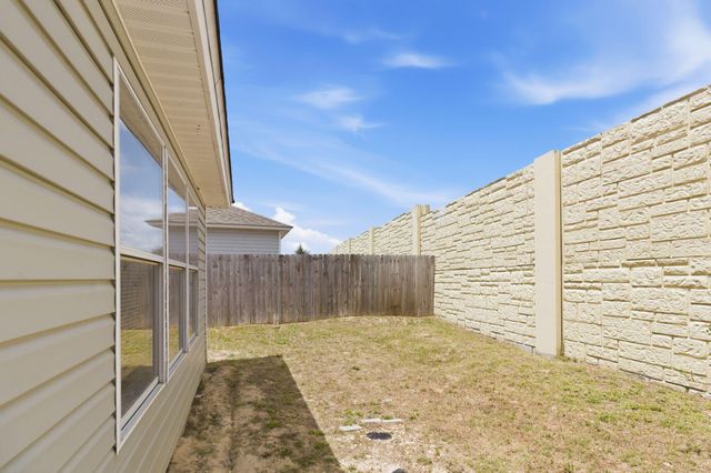 122 Nivana Drive, Crestview, FL 32536