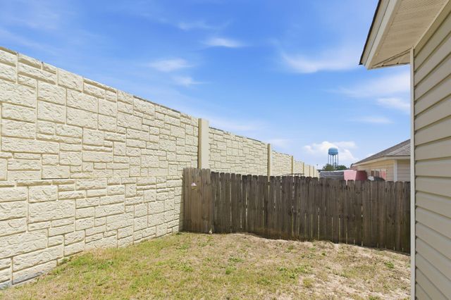 122 Nivana Drive, Crestview, FL 32536