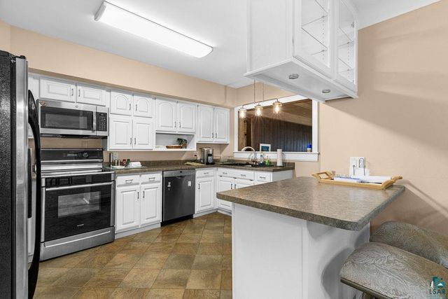 1629 E 6th St, Superior, WI 54880