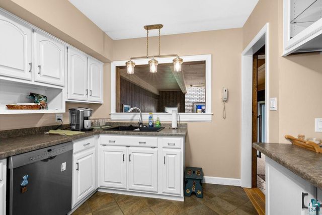 1629 E 6th St, Superior, WI 54880