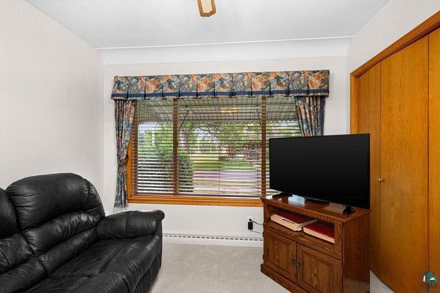 1629 E 6th St, Superior, WI 54880