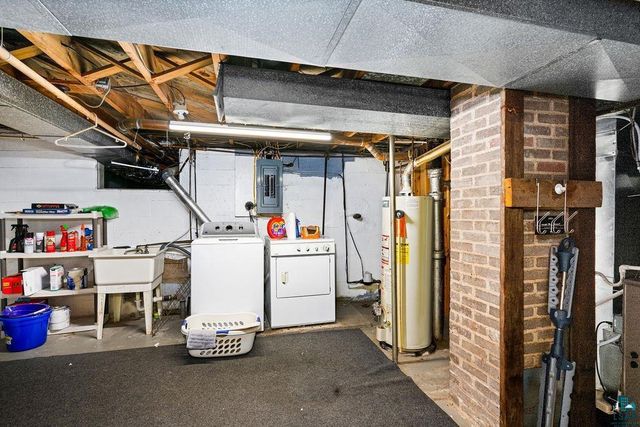 1629 E 6th St, Superior, WI 54880