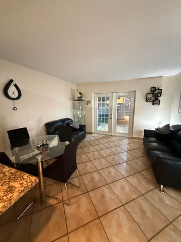 6636 NW 178th Terrace, Hialeah, FL 33015
