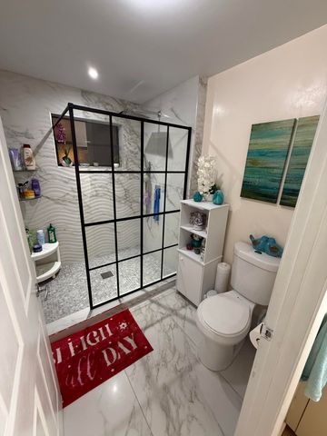 6636 NW 178th Terrace, Hialeah, FL 33015