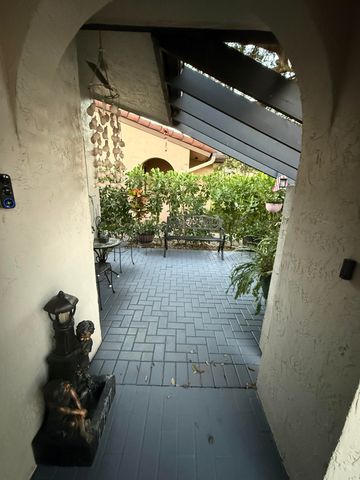 6636 NW 178th Terrace, Hialeah, FL 33015