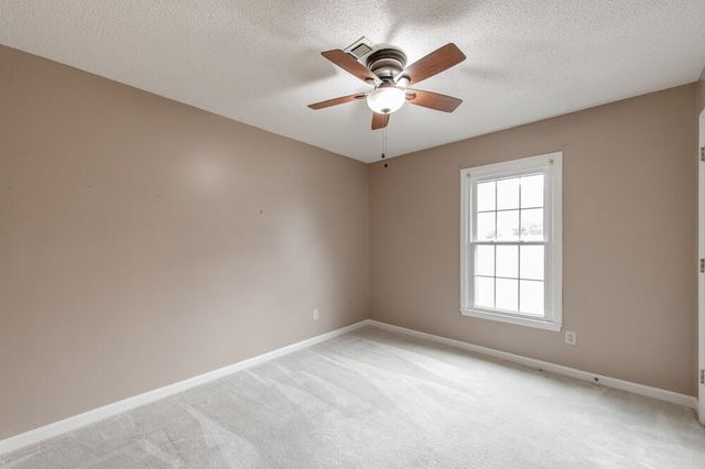 64 Woodlawn Lane, North Augusta, SC 29841