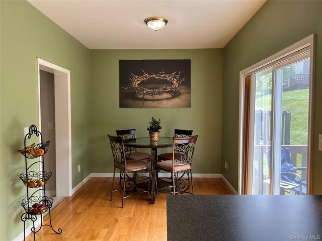 10 Rockridge Drive, Highland Mills, NY 10930