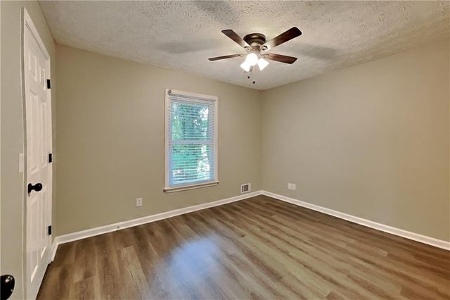 798 Brownlee Lane, Lawrenceville, GA 30044