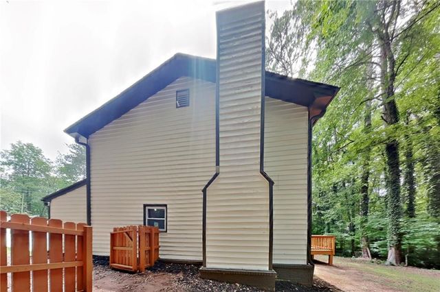 798 Brownlee Lane, Lawrenceville, GA 30044