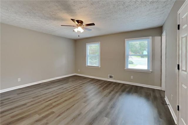 798 Brownlee Lane, Lawrenceville, GA 30044