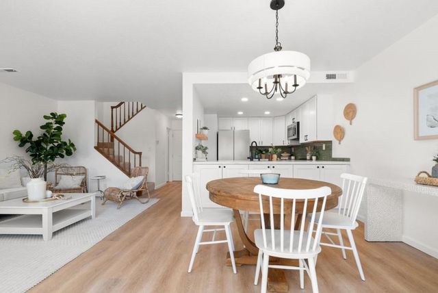 2960 Leotar Circle, Santa Cruz, CA 95062
