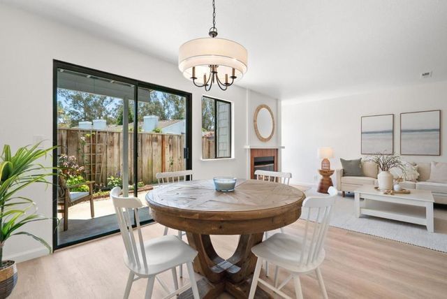 2960 Leotar Circle, Santa Cruz, CA 95062