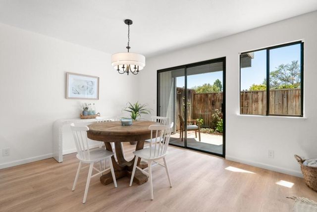 2960 Leotar Circle, Santa Cruz, CA 95062