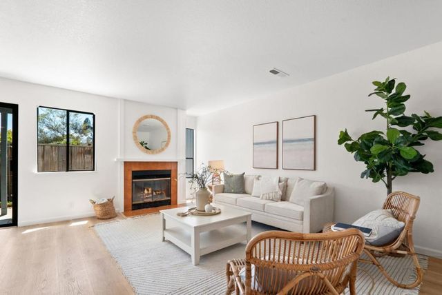 2960 Leotar Circle, Santa Cruz, CA 95062