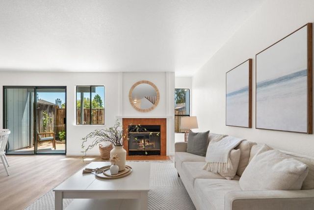 2960 Leotar Circle, Santa Cruz, CA 95062