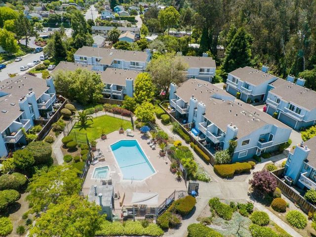 2960 Leotar Circle, Santa Cruz, CA 95062
