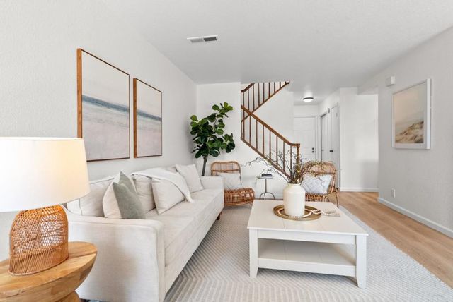 2960 Leotar Circle, Santa Cruz, CA 95062