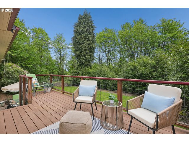 6930 Sw BRIER Pl, Portland, OR 97219