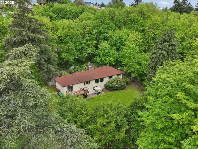 6930 Sw BRIER Pl, Portland, OR 97219