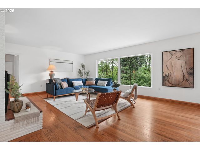 6930 Sw BRIER Pl, Portland, OR 97219