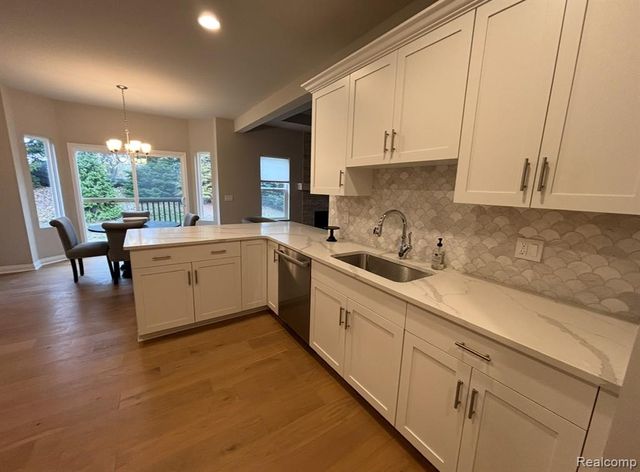 9042 Rhyan Road, White Lake, MI 48386