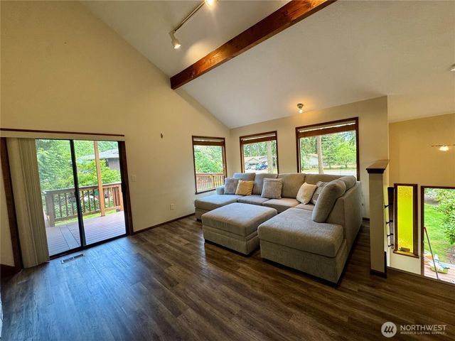 23909 123rd Street E, Buckley, WA 98321
