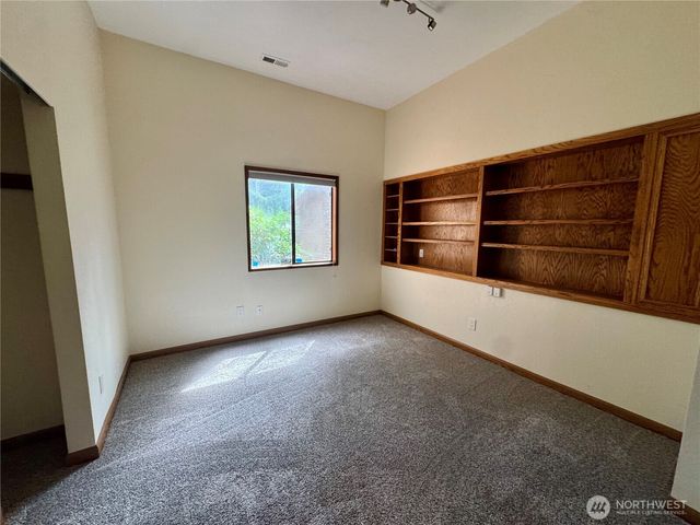 23909 123rd Street E, Buckley, WA 98321