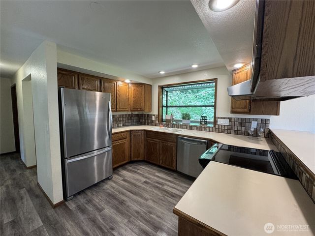 23909 123rd Street E, Buckley, WA 98321