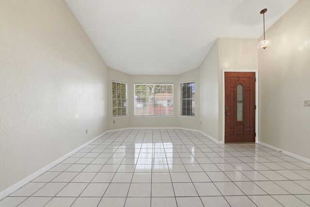 4704 Pretentious Way, Sacramento, CA 95842