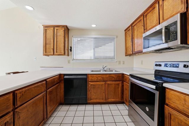 4704 Pretentious Way, Sacramento, CA 95842