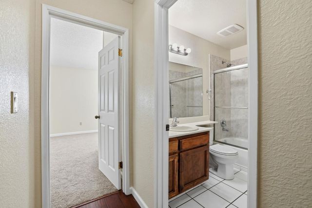 4704 Pretentious Way, Sacramento, CA 95842