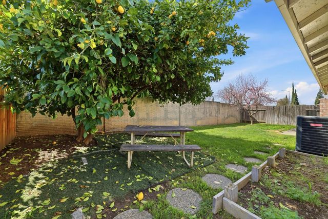 4704 Pretentious Way, Sacramento, CA 95842