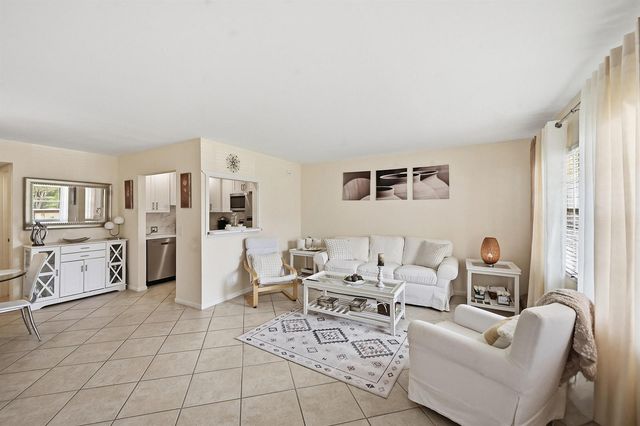 314 Brighton H, Boca Raton, FL 33434