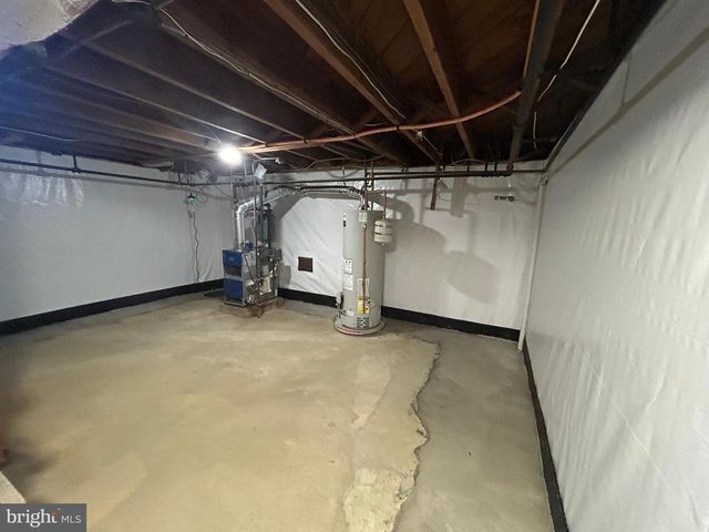 401 MAIDEN CHOICE LN, Catonsville, MD 21228