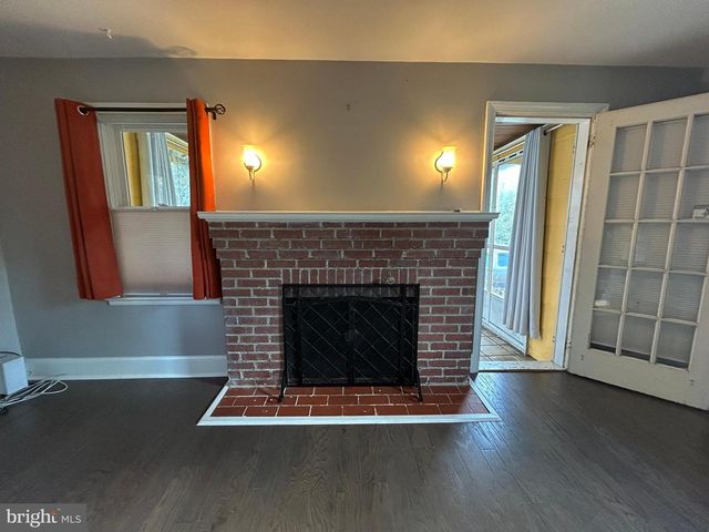 401 MAIDEN CHOICE LN, Catonsville, MD 21228