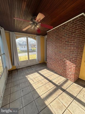 401 MAIDEN CHOICE LN, Catonsville, MD 21228