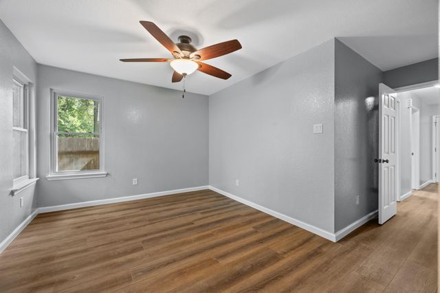 16308 Parkway DR, Pflugerville, TX 78660