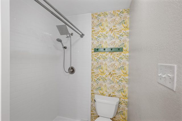 16308 Parkway DR, Pflugerville, TX 78660