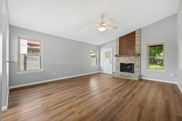 16308 Parkway DR, Pflugerville, TX 78660