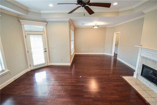 813 Greenbriar, Northport, AL 35473