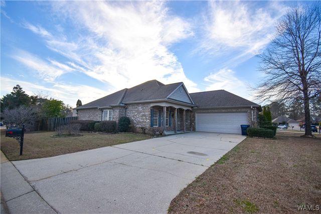 813 Greenbriar, Northport, AL 35473