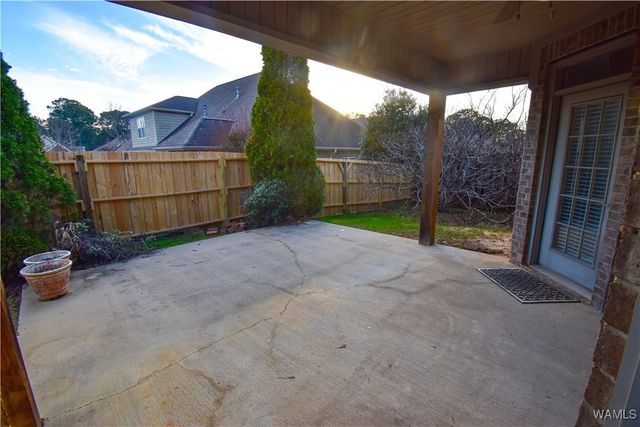 813 Greenbriar, Northport, AL 35473