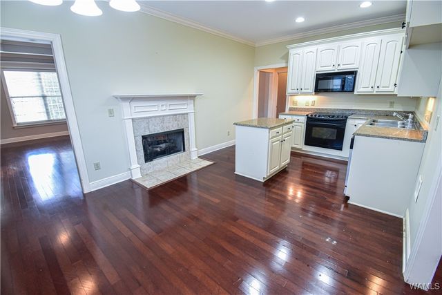 813 Greenbriar, Northport, AL 35473