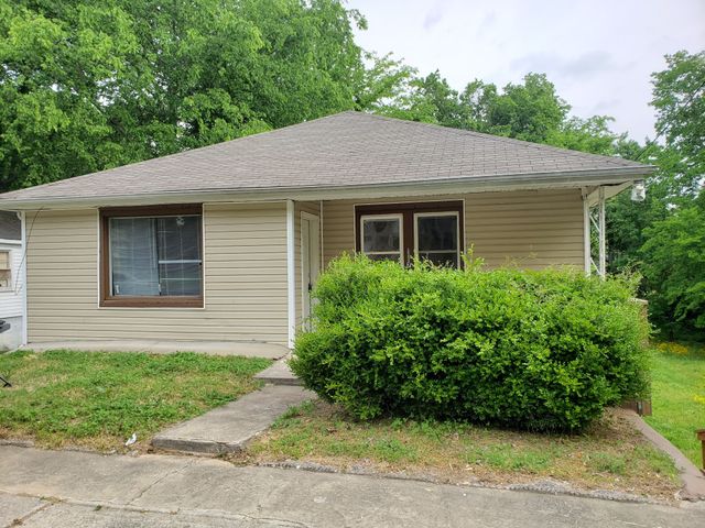 1117 Hyman St Apt B, Clarksville, TN 37040
