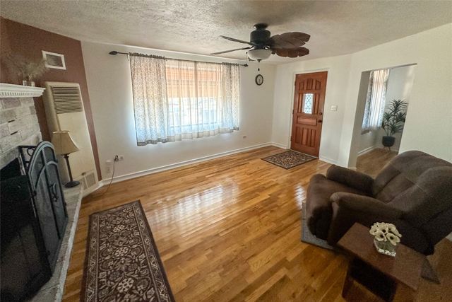 1825 Mann Street, Santa Fe, NM 87505