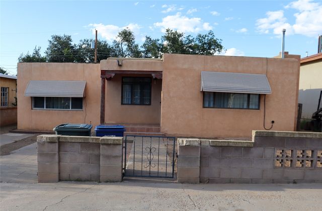 1825 Mann Street, Santa Fe, NM 87505