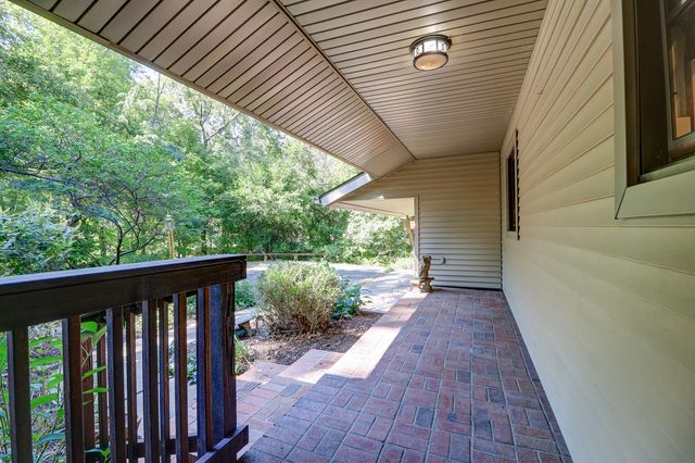 20644 White Oaks Road, Morrison, IL 61270