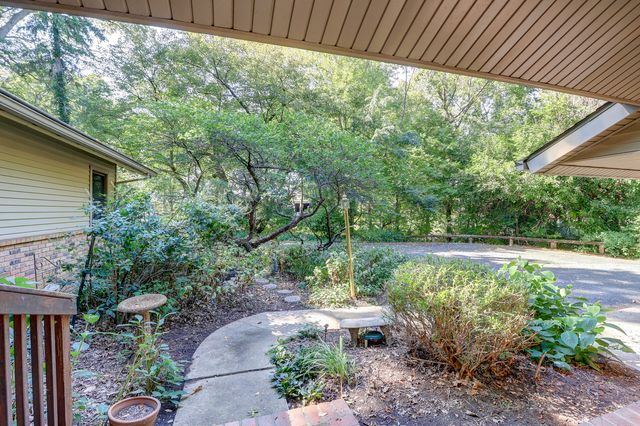 20644 White Oaks Road, Morrison, IL 61270